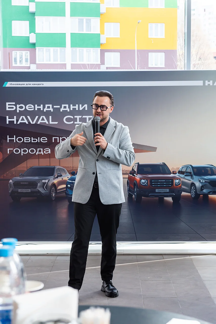 фото артистов на сцене